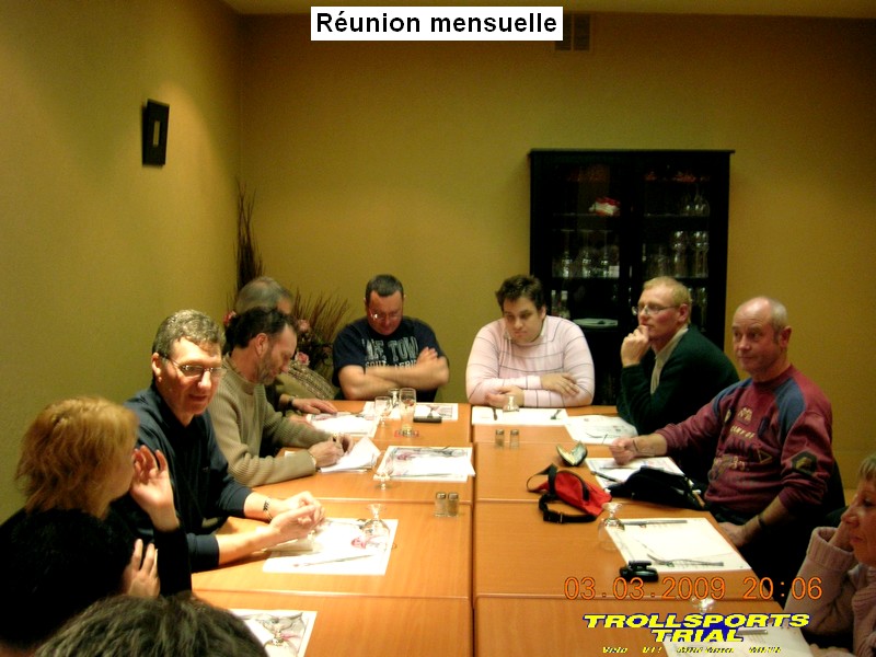reunion_mensuelle/img/2009 03 reunion mensuelle 3.JPG
